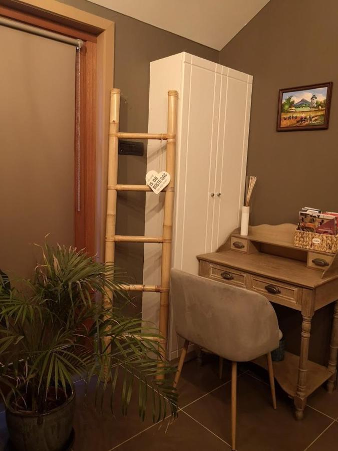 Hooglede Het Filipijns Slaaphuisje מראה חיצוני תמונה